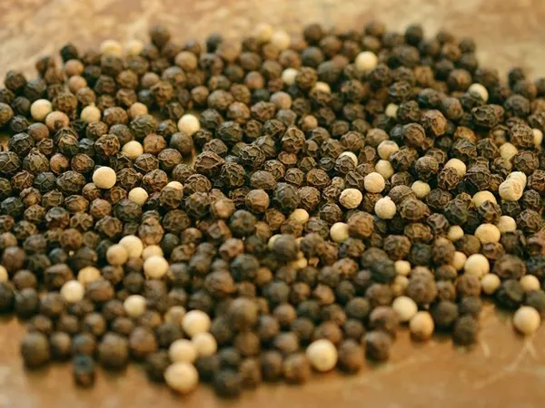 What Black pepper looks like as a TCM ingredient