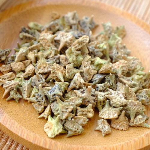 Ji Li (Puncture vine fruits) as TCM ingredient