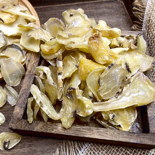 Bai Fu Zi (Giant Typhonium rhizomes) as TCM ingredient