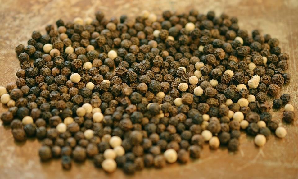Hu Jiao (Black pepper) as TCM ingredient